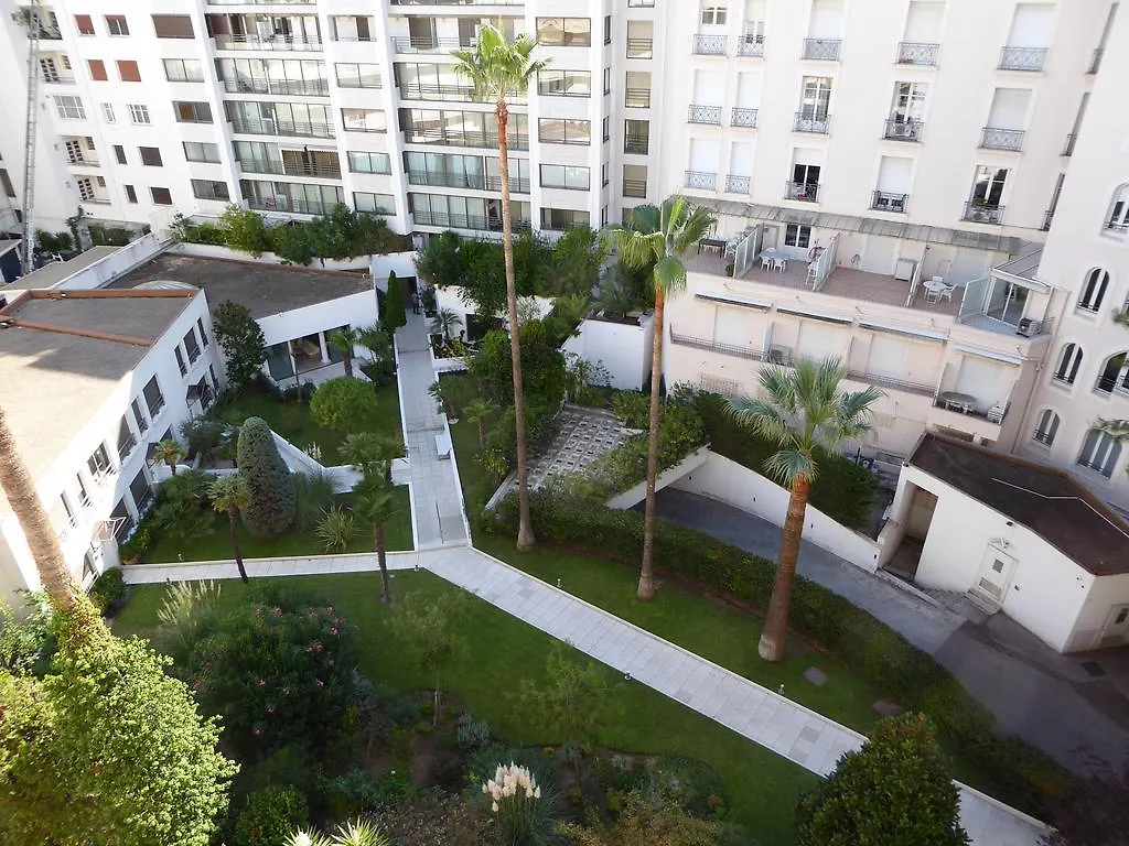 Palais Rouaze Apartment Cannes 0*,